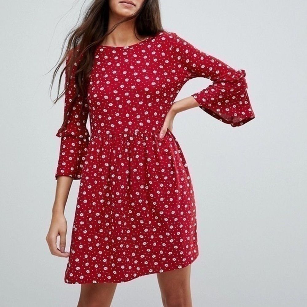 ASOS QED London Red Floral Smock Dress Cottagecore Prairie Bell Sleeve Size M